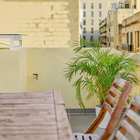 Sliema Unique 4 Bedroom Townhouse Off The Beach Екстериор снимка