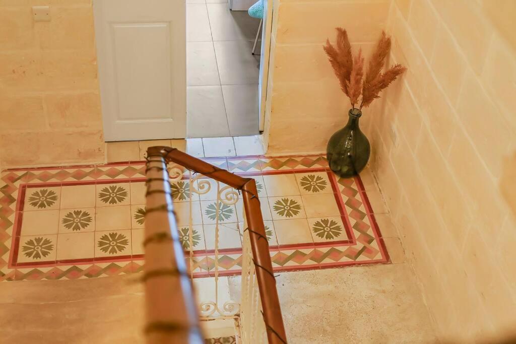 Sliema Unique 4 Bedroom Townhouse Off The Beach Екстериор снимка